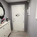 Great Location With Free Private Parking Κόρδοβα