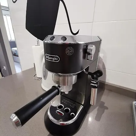 Great Location With Free Private Parking *