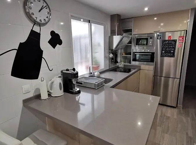 Apartment Great Location With Free Private Parking