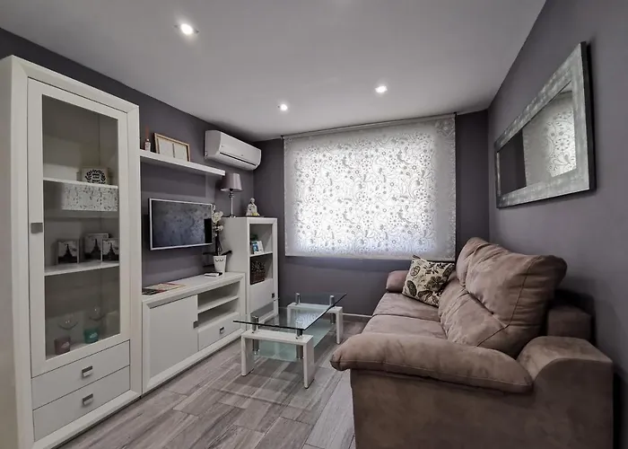 Great Location With Free Private Parking