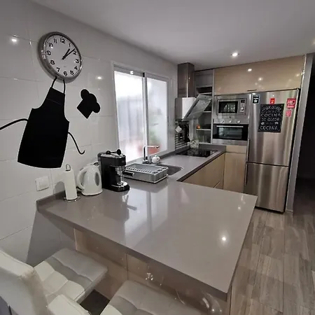 Apartment Great Location With Free Private Parking